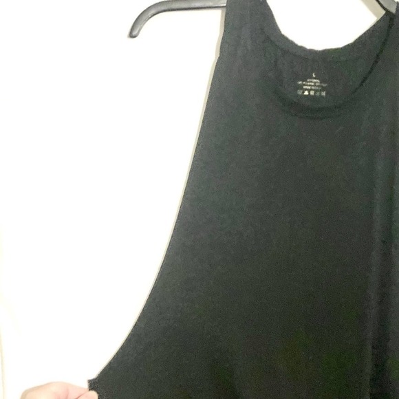 Women's L Solid Black Deep Cut Arms Racerback Tank Top - Picture 5 of 7